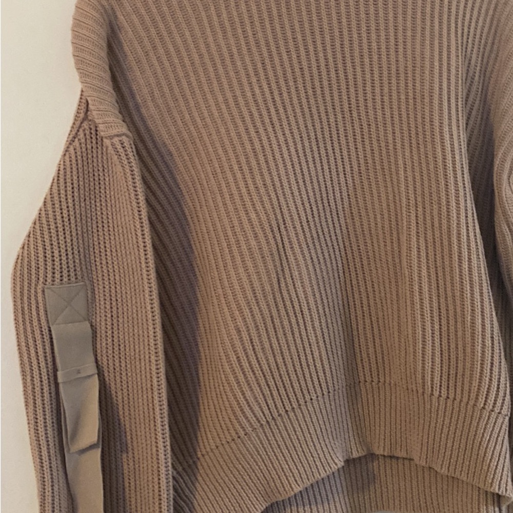 Pistola Taylor sweater wore once! Size M